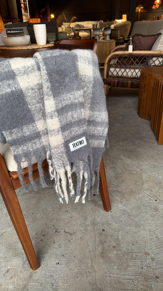 Sjaal licht grijs geblokt Tess