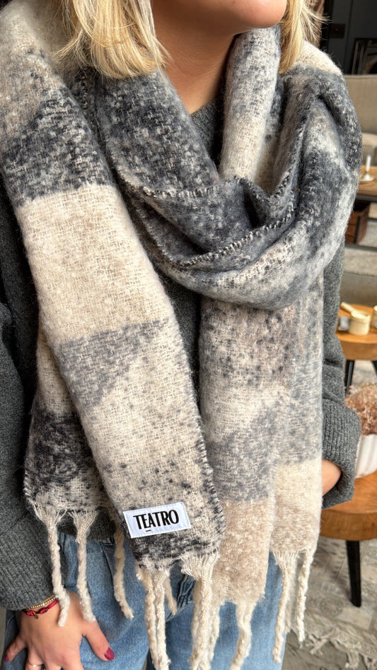 Sjaal donker grijs geblokt Tess