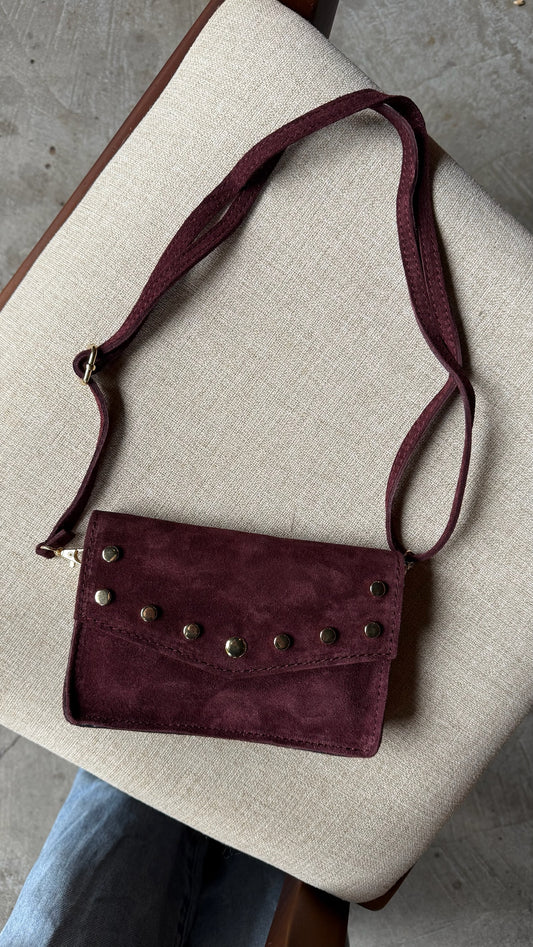 Tasje studs bordeaux suede Sem